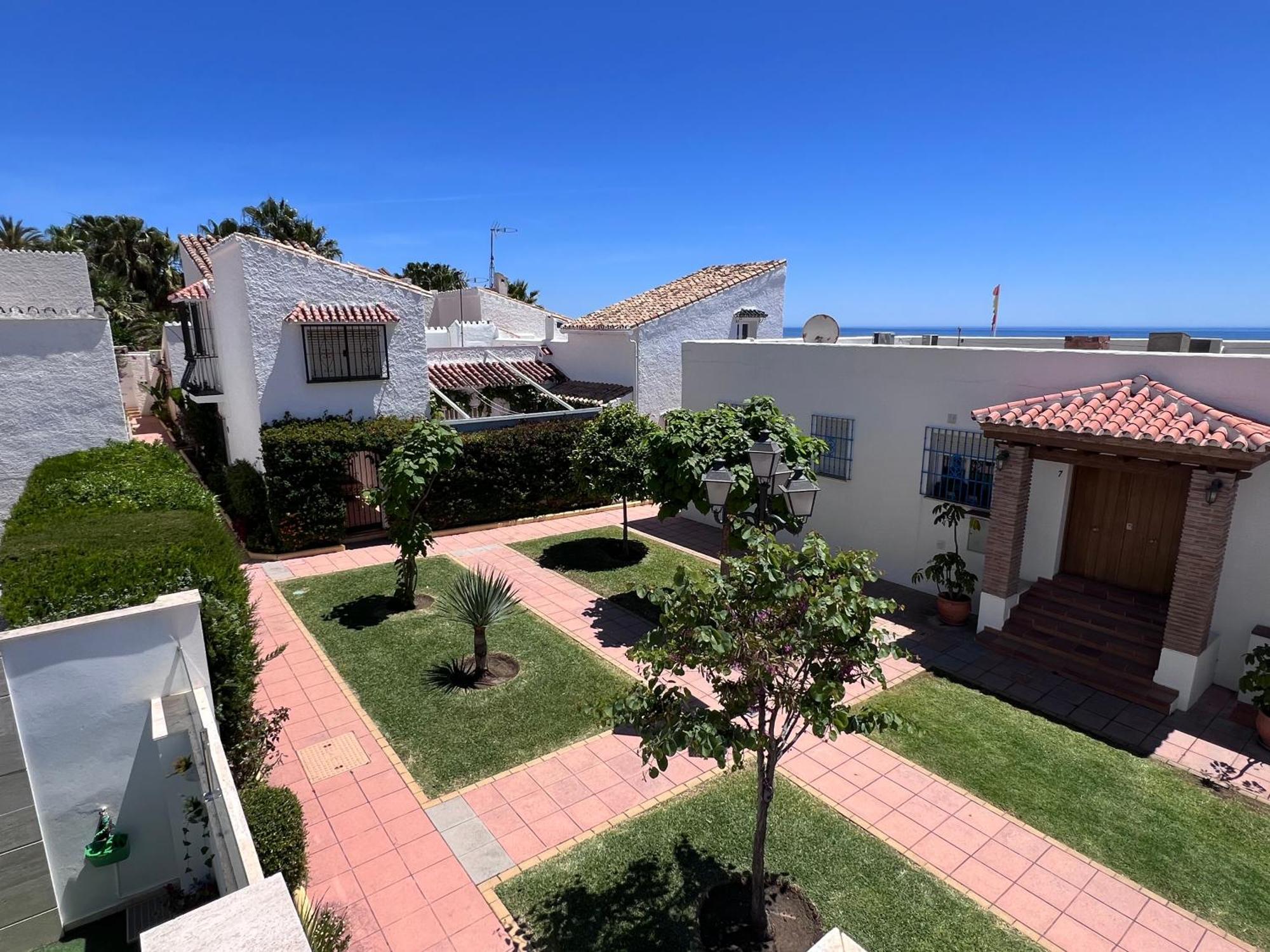 אסטפונה Pirata Bungalow Sea Front מראה חיצוני תמונה